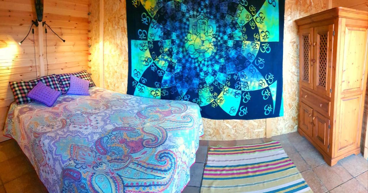 Doppel-/Zweibettzimmer mit Gartenblick